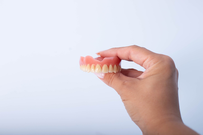 Snap-in dentures